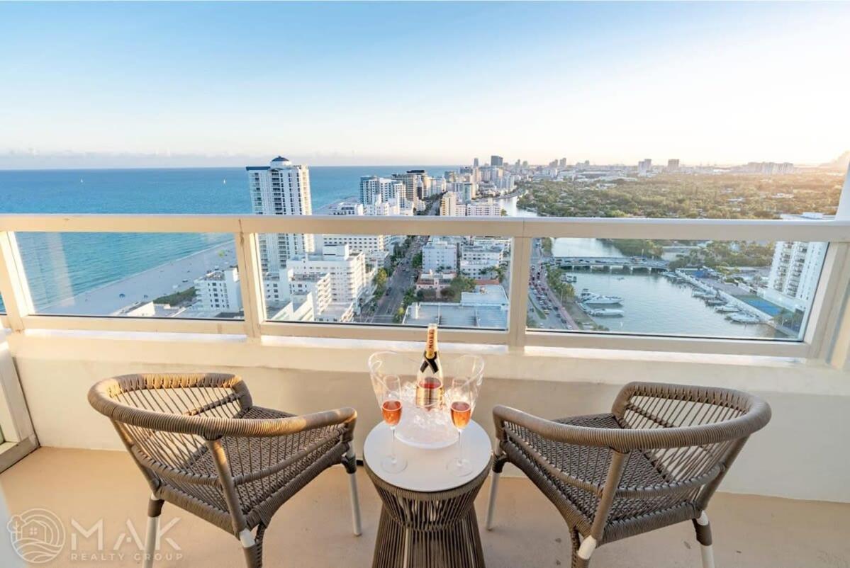 Fontainebleau Resort High Floor W Ocean Views Miami Beach Exterior photo